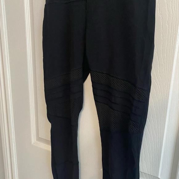 Lululemon Wunder Under Hi-Rise Tight Mix & Mesh 28" - Picture 3 of 5